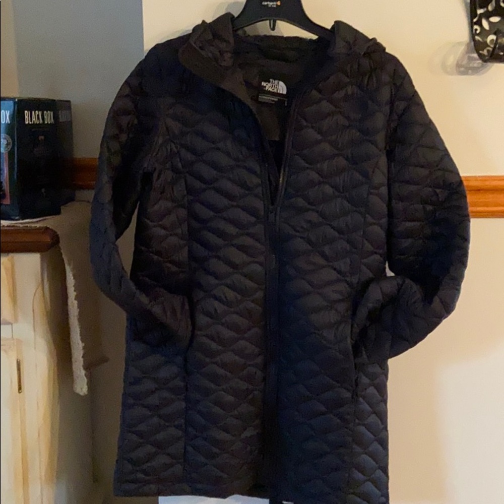 North Face Thermoball coat